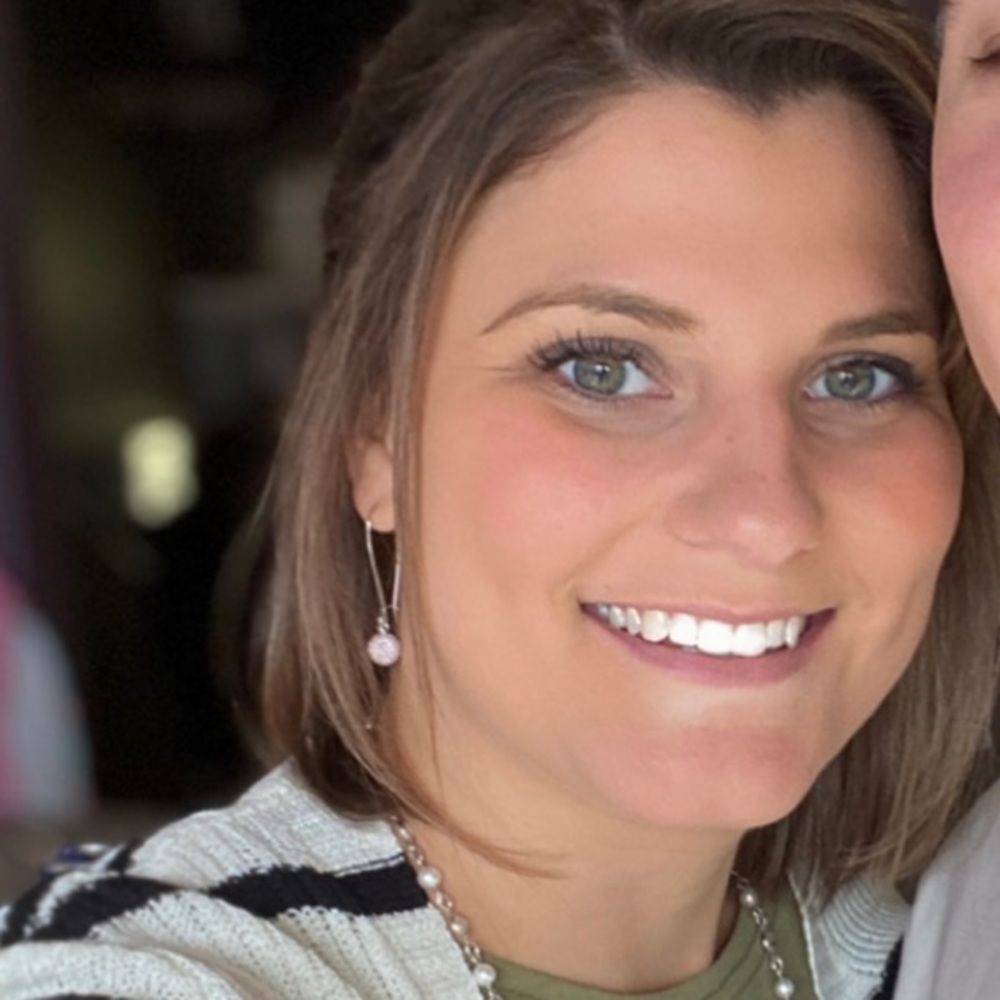 Meet your Posher, Amie